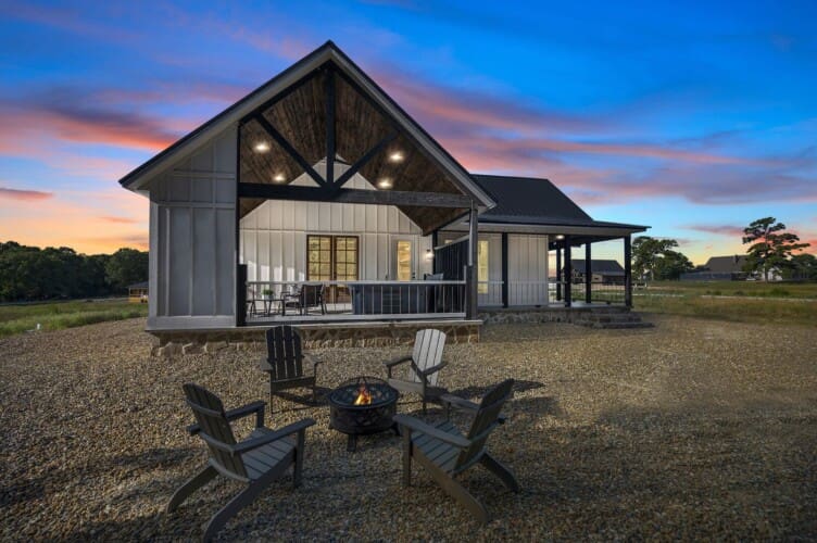 2 hearts cabin